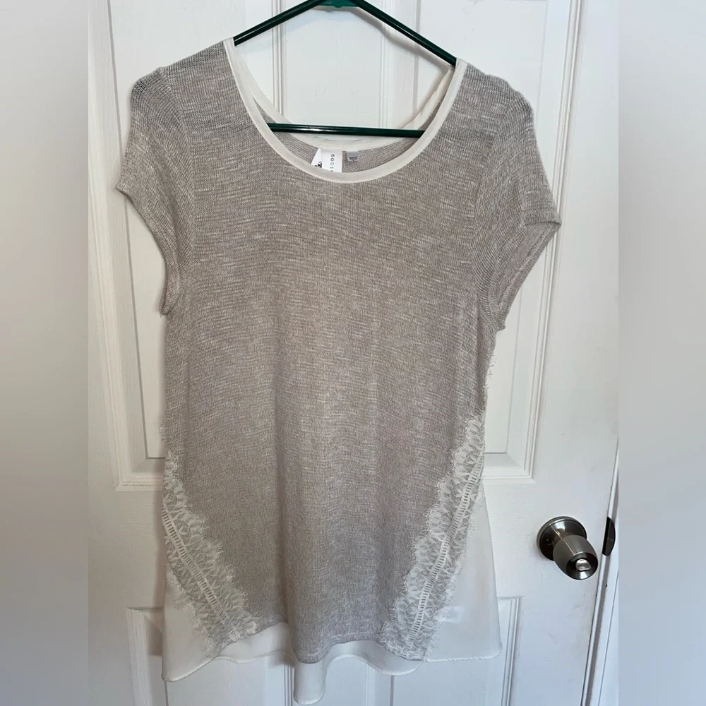 Blouse - Picture 1 of 4
